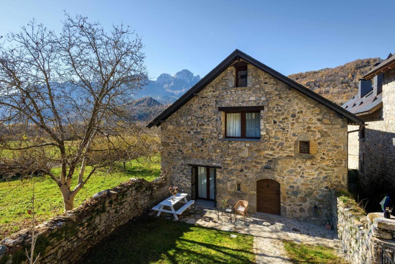 La Borda Del Pueyo Borda Rural Pirineo Aragones Villa El Pueyo de Jaca Exterior photo